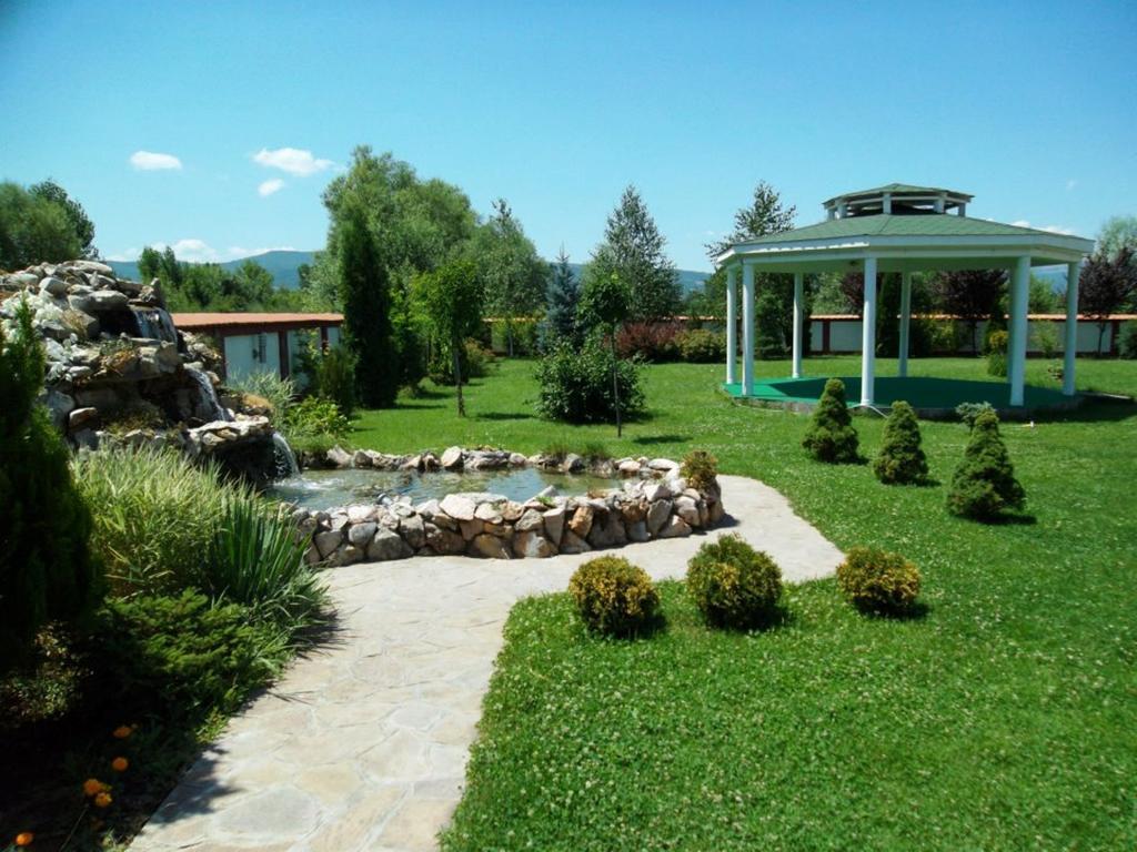 Hotel Dijana Pirot Exterior foto